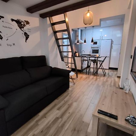 Budha Luxury Apartment Centro Historico De Malaga Exterior photo