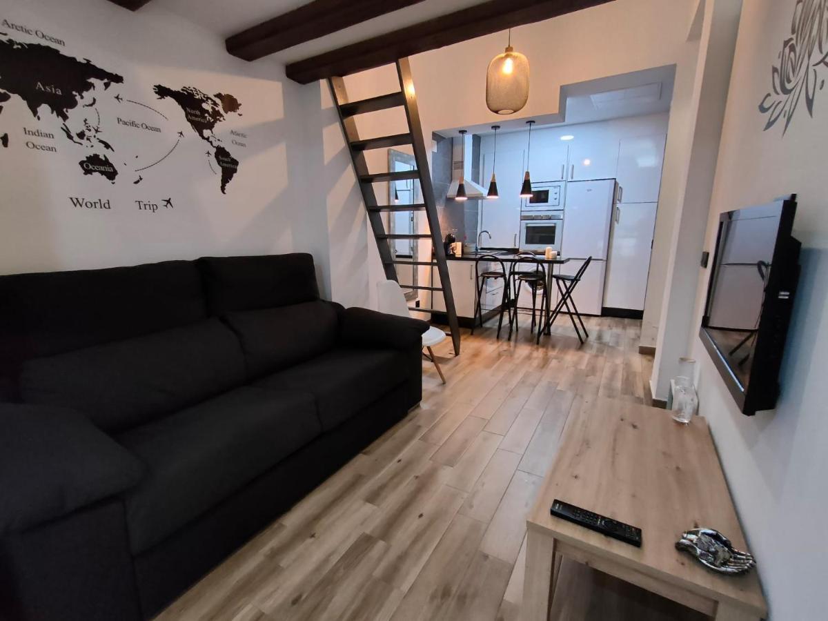 Budha Luxury Apartment Centro Historico De Malaga Exterior photo