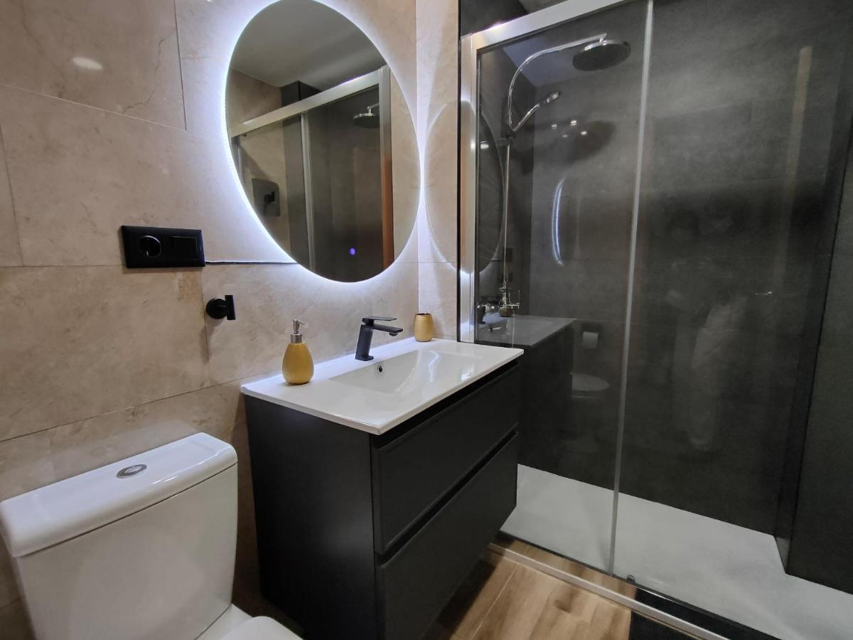Budha Luxury Apartment Centro Historico De Malaga Exterior photo